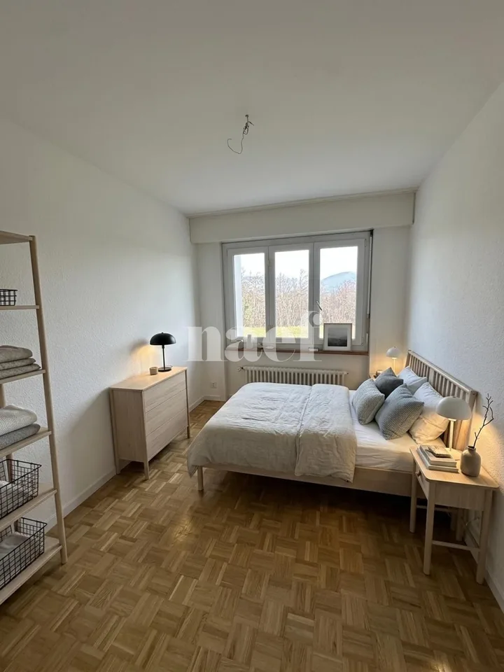 Four-room apartment with balcony
