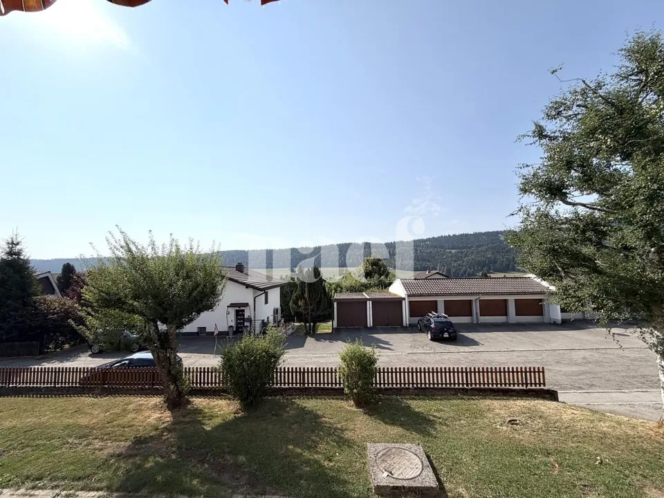 Beautiful 4-room apartment with unobstructed view and balcony