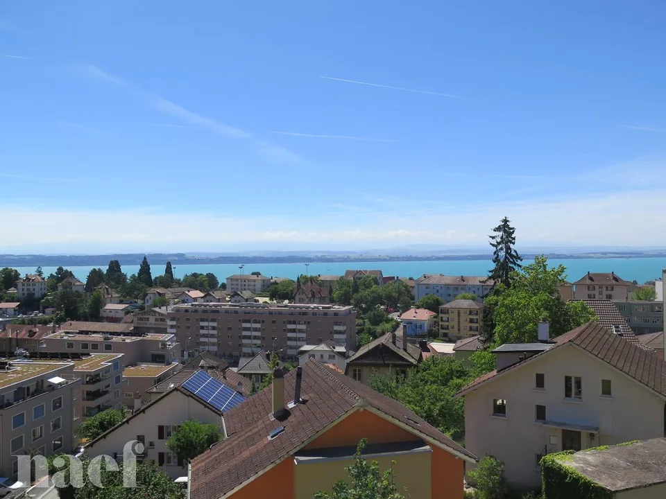 Schönes renoviertes Apartment mit herrlicher Aussicht auf den See – Foto 6 von 6