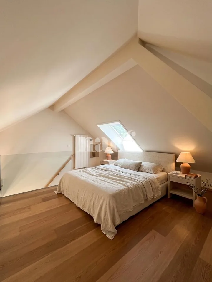 Duplex in the heart of Colombier village