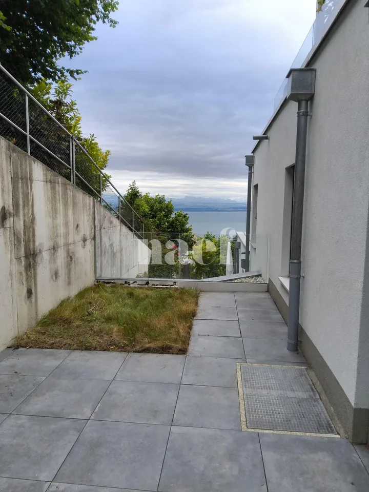 Prachtvolle 4.5-Zimmer-Wohnung mit Seeblick – Foto 13 von 13