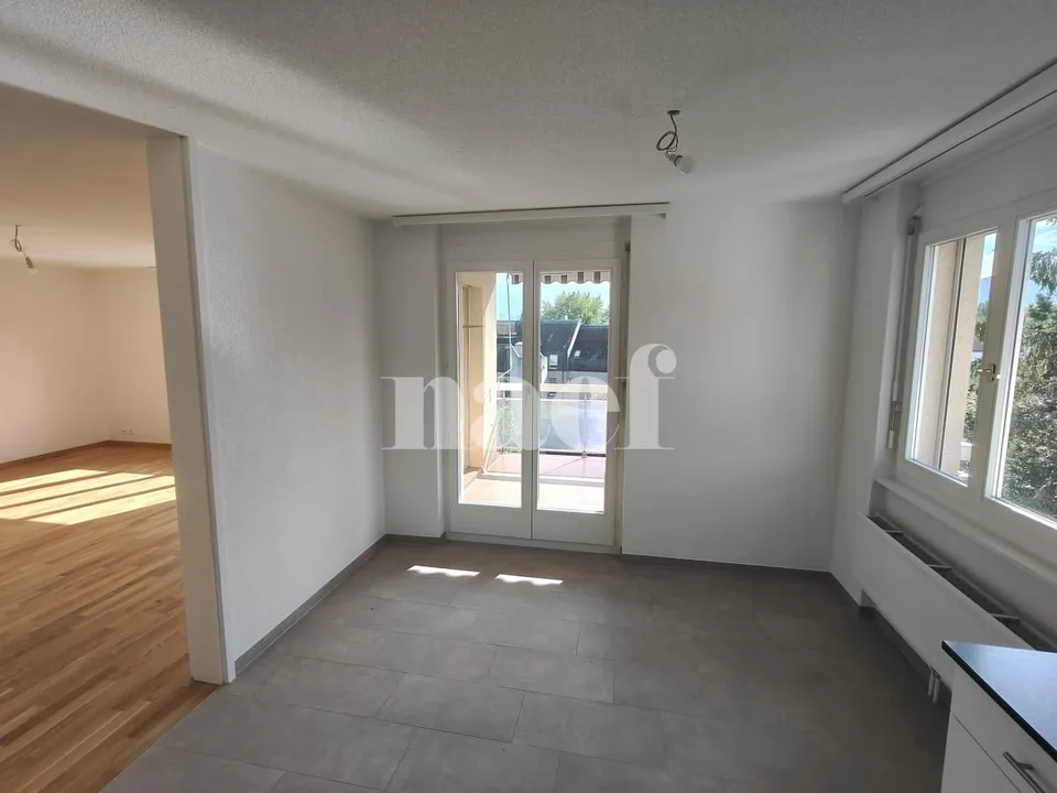 Au Landeron, appartement de 4.5 pièces avec balcon
