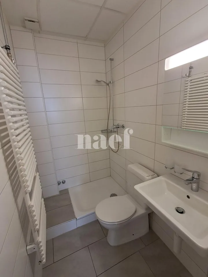 Wohnung mit 2.5 Zimmern im 2. Stock – Foto 5 von 7