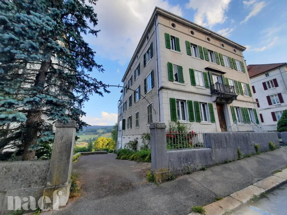 Appartement de 4 pièces rénové récemment avec balcon et véranda – photo 10 sur 10