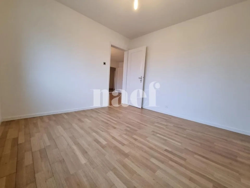 4 Zimmer komplett renoviert – Foto 6 von 11
