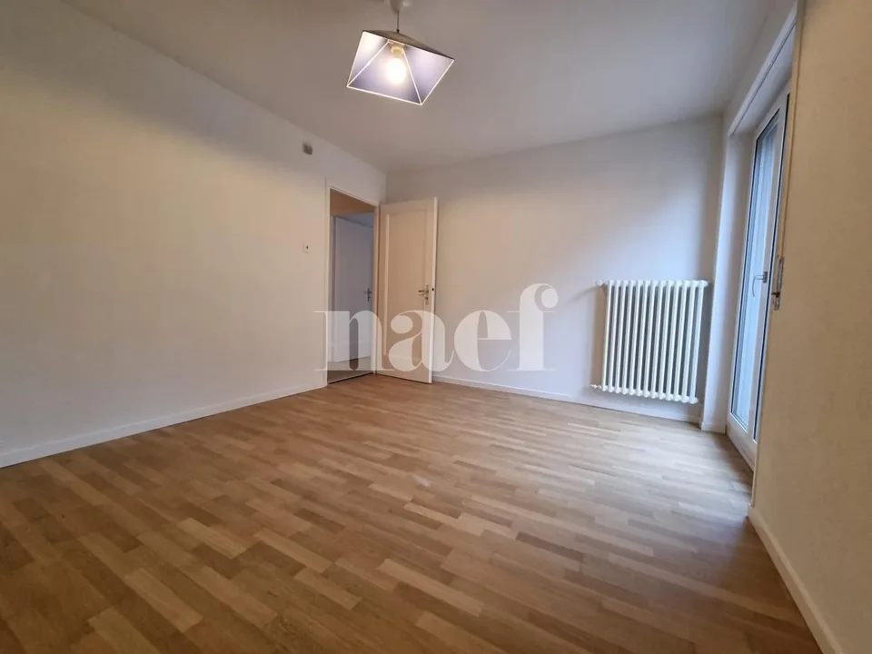 4 Zimmer komplett renoviert – Foto 3 von 11