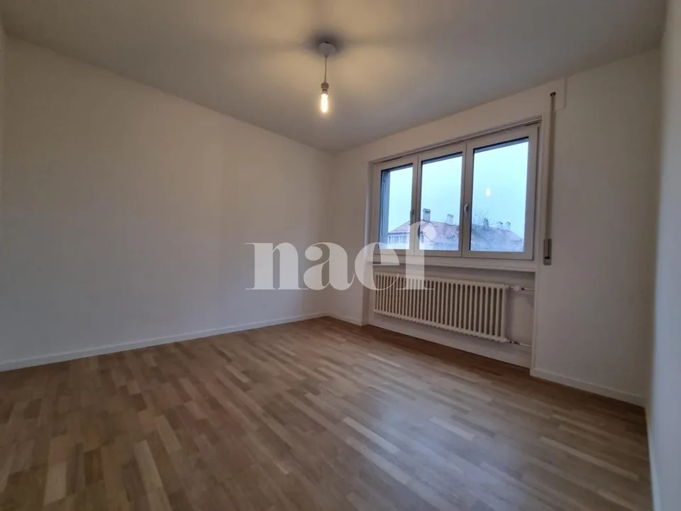 4 Zimmer komplett renoviert – Foto 7 von 11