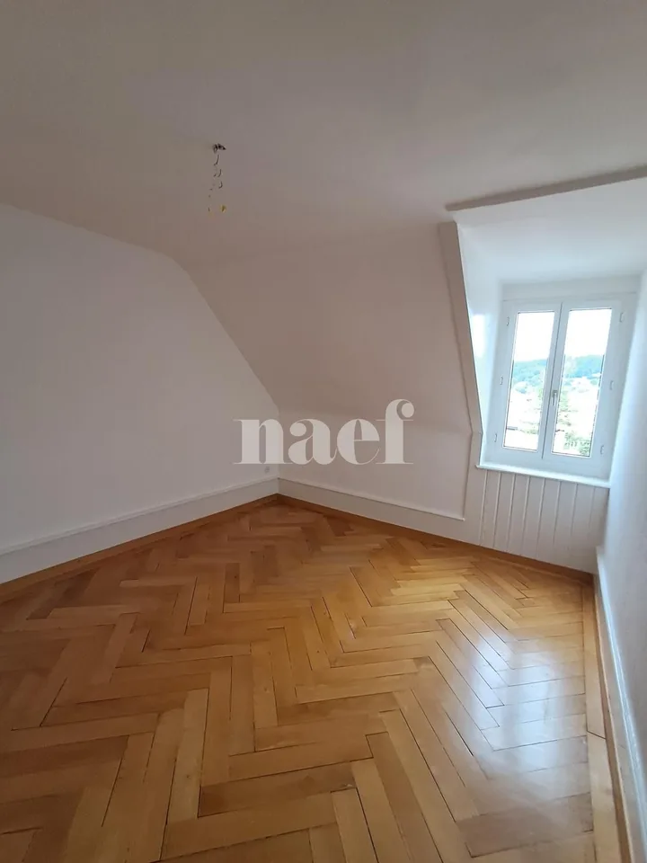 Vier-Zimmer-Wohnung im 4. Stock – Foto 6 von 13