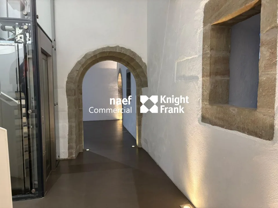 Arcade/Galerie der Superlative: Place des Casemates 5 – Foto 7 von 13