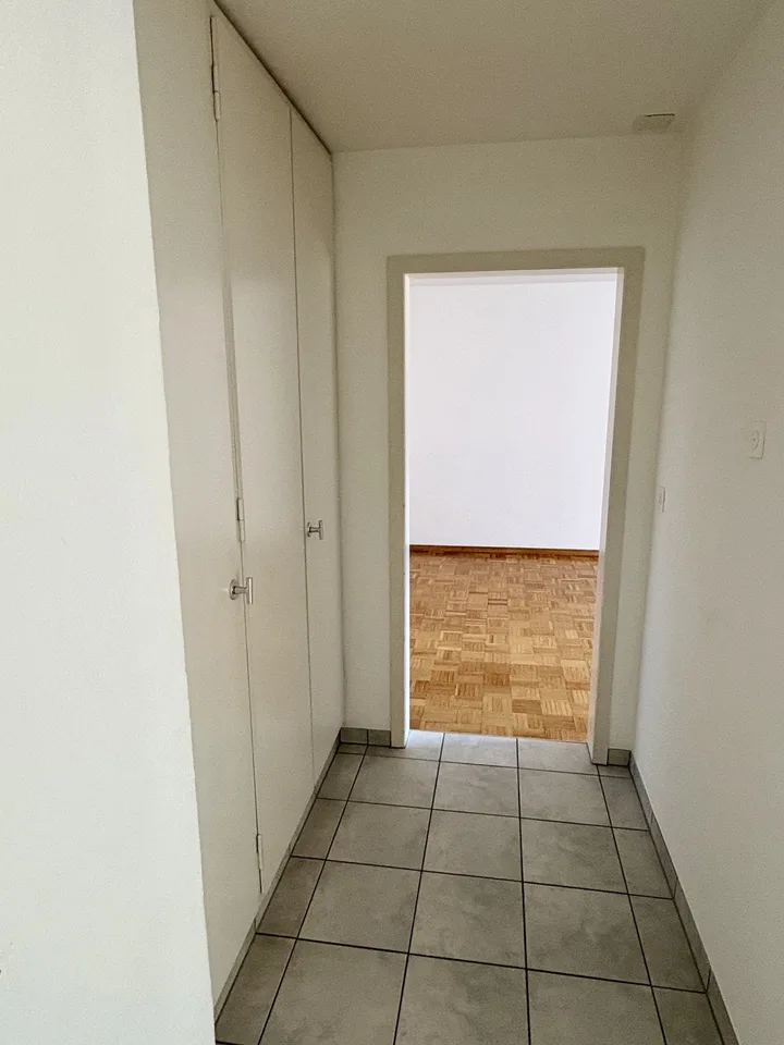 Appartamento di 2 camere attraente in un quartiere molto tranquillo