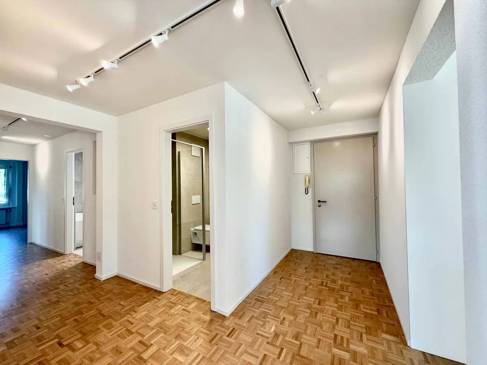 Spacious 5.5-room renovated apartment with garden
