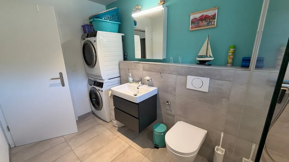 Appartement moderne 3.5 pièces à Wattenwil