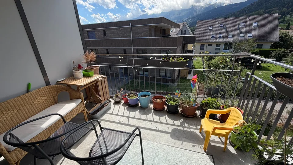 Appartement moderne 3.5 pièces à Wattenwil