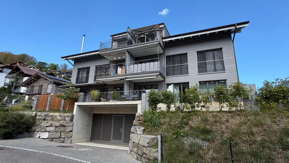 Appartement moderne 3.5 pièces à Wattenwil