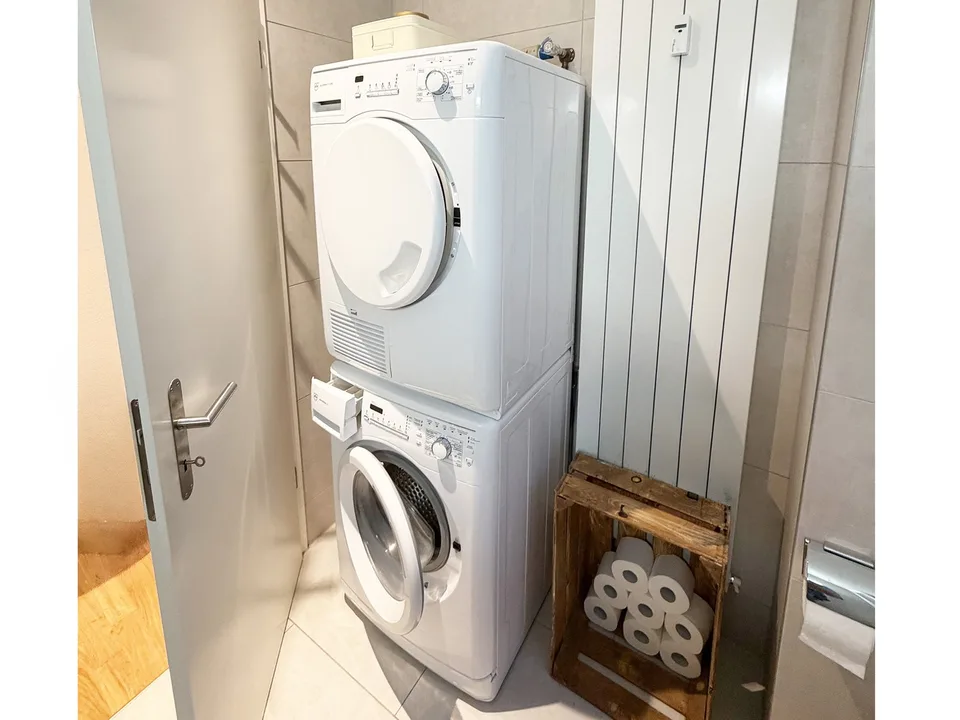 Modernisierte 3.5-Zimmer-Wohnung im Zentrum der Altstadt – Foto 11 von 13