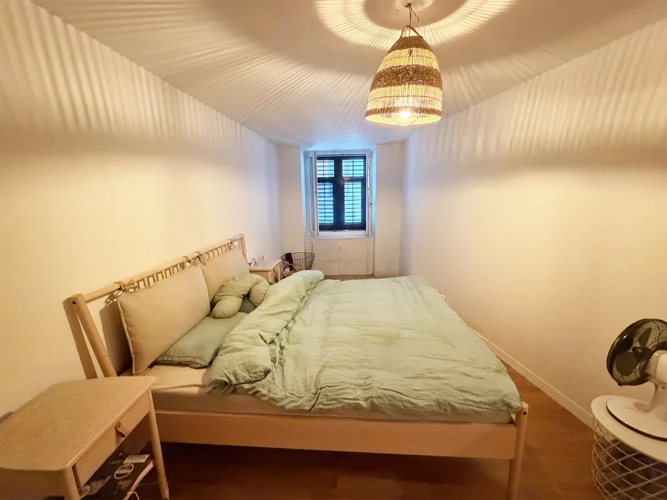 Modernisierte 3.5-Zimmer-Wohnung im Zentrum der Altstadt – Foto 7 von 13