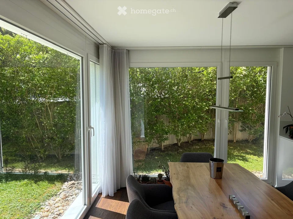 Geräumige 5.5-Zimmer-Wohnung im Erdgeschoss in Wilen b. Wollerau – sofort verfügbar