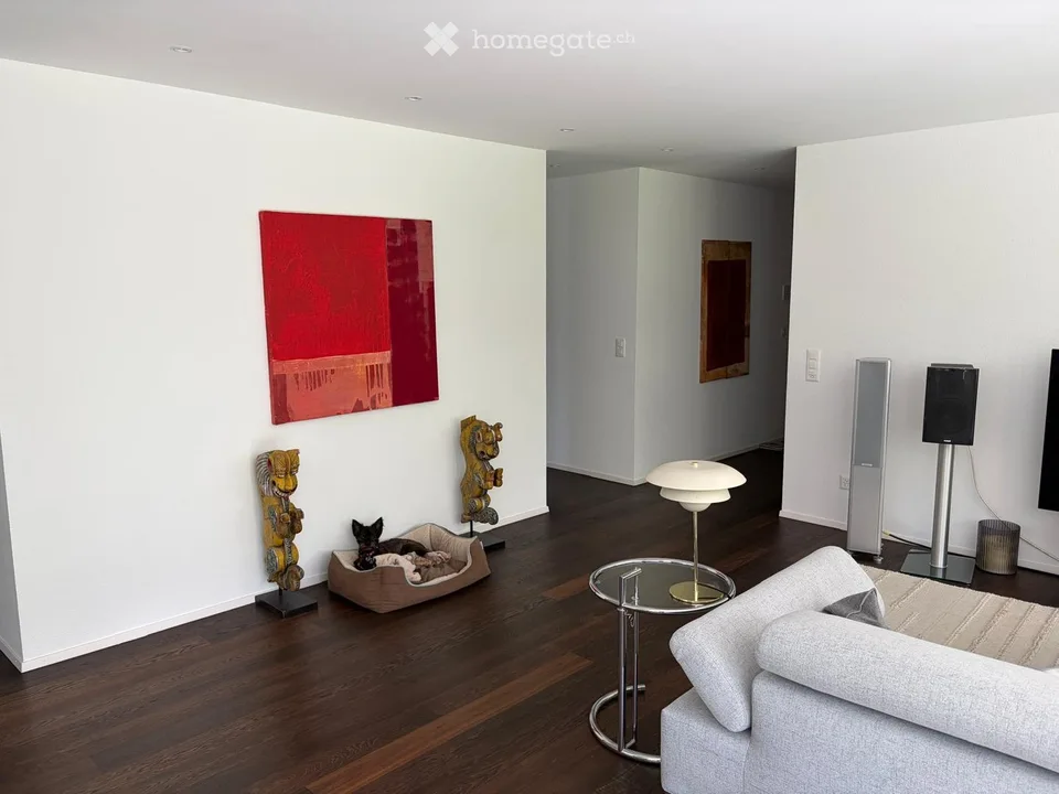 Geräumige 5.5-Zimmer-Wohnung im Erdgeschoss in Wilen b. Wollerau – sofort verfügbar