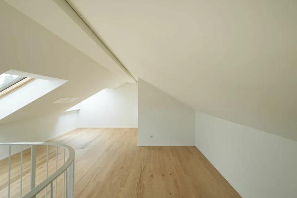 Ampio appartamento mansardato di 3½ locali con galleria e balcone – foto 14 di 15