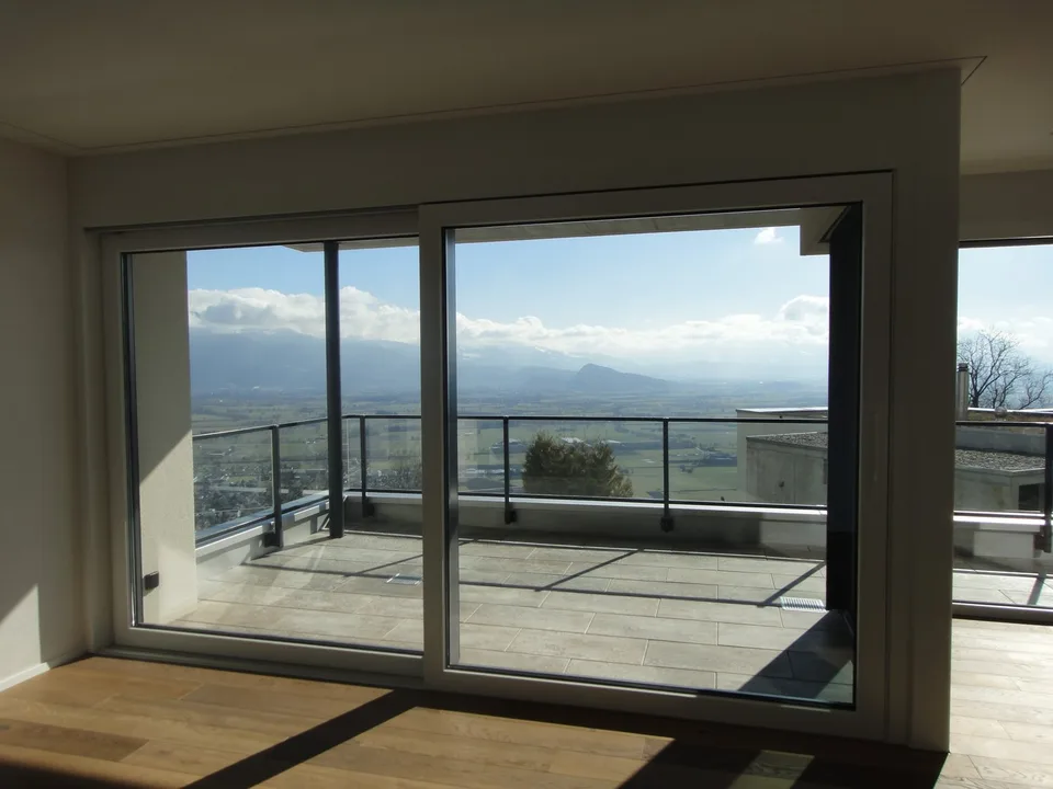Appartamento luminoso 3.5 locali con vista panoramica a Reute