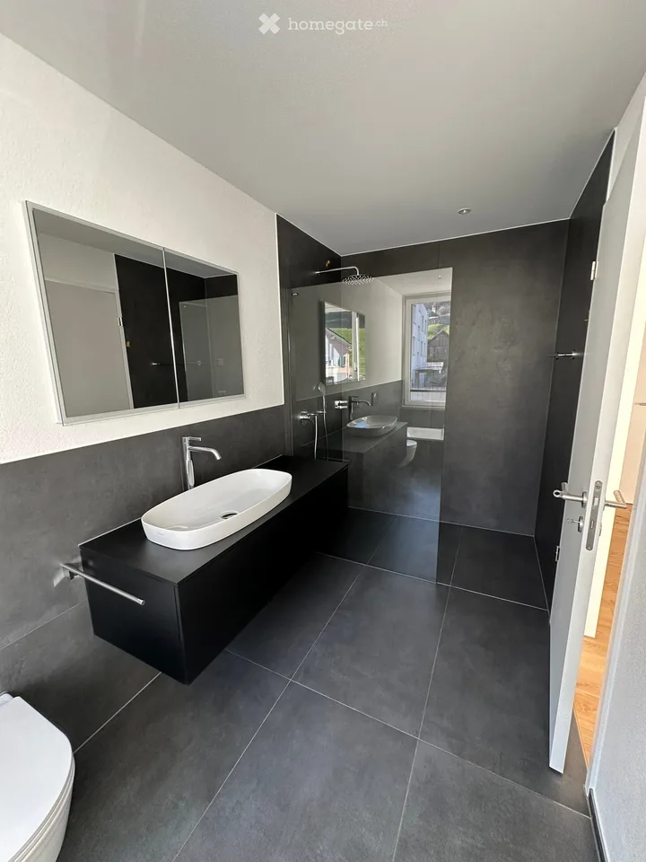 Appartement moderne de 3,5 pièces à Schattdorf