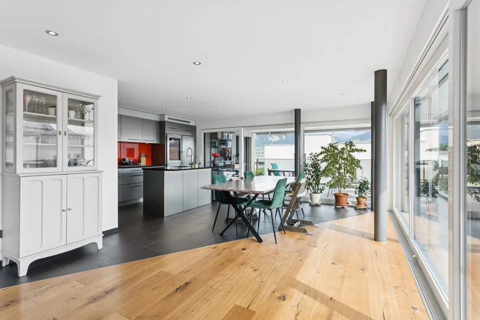 Magnifico appartamento di 4.5 locali in attico a Riaz – foto 10 di 13