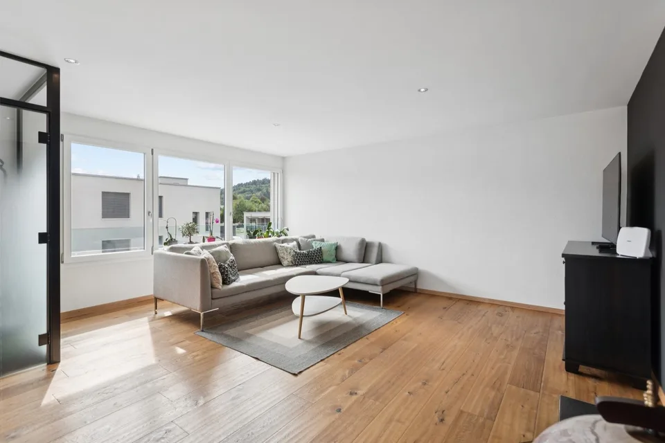 Magnifico appartamento di 4.5 locali in attico a Riaz – foto 9 di 13