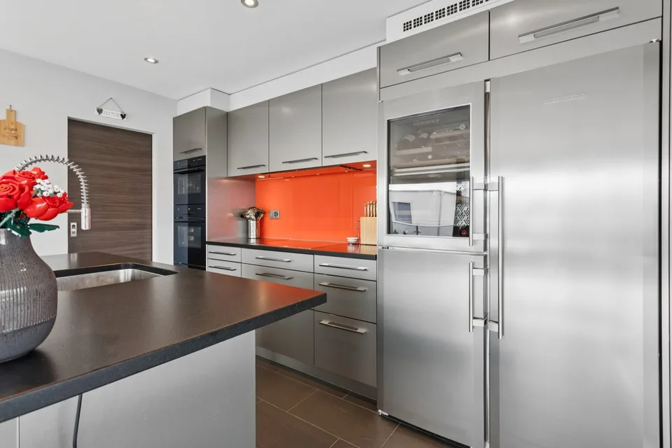 Magnifico appartamento di 4.5 locali in attico a Riaz – foto 4 di 13