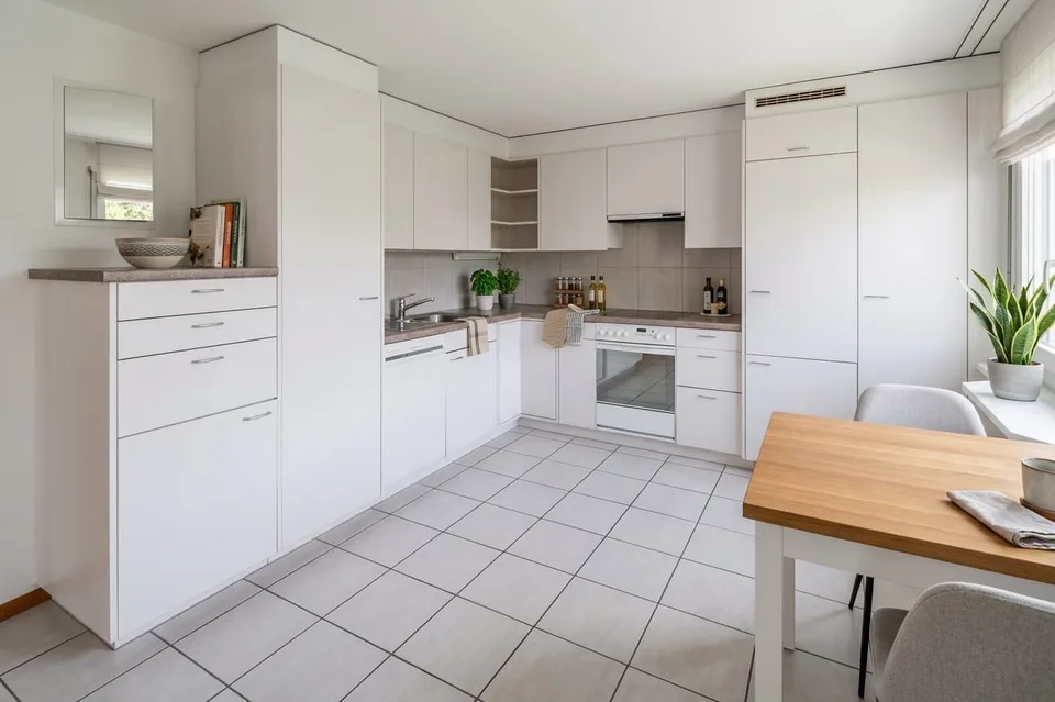 Appartamento di 3,5 locali con 71 m² con balcone e ascensore a Reichenburg – foto 6 di 10