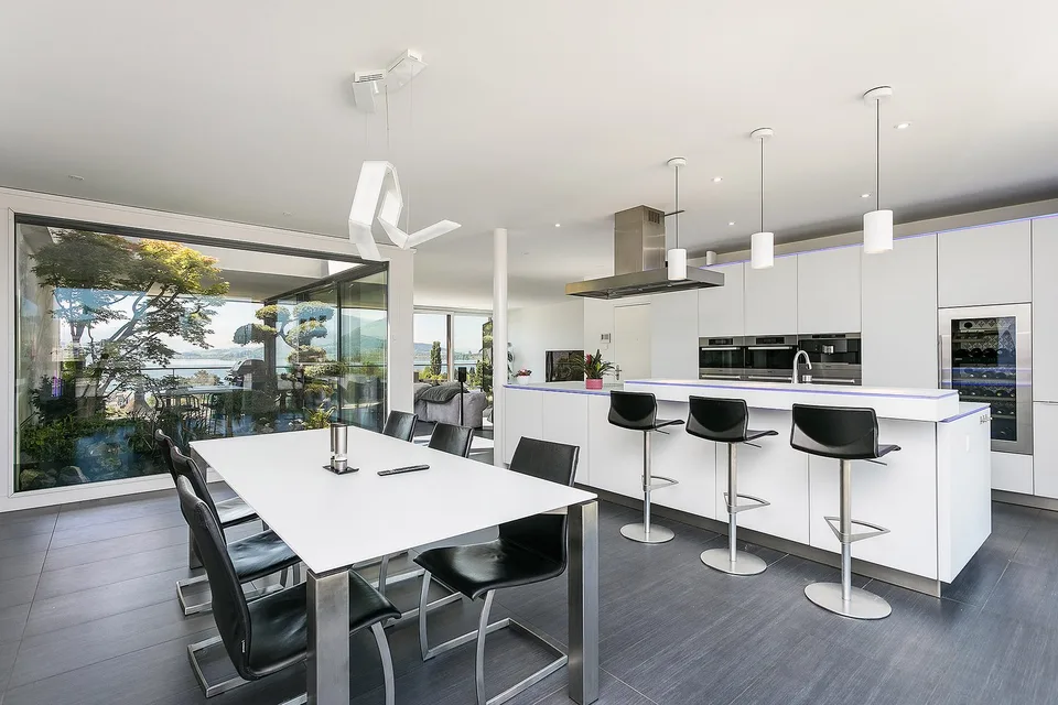 Exklusivste 177 m² Seesicht-Attika in der Stadt Zug – Foto 2 von 4