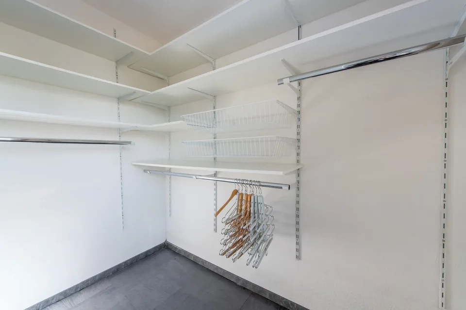 Zwei Wohneinheiten, unzählige Möglichkeiten - Ihr neues Zuhause mit privater Wellnessoase – Foto 8 von 13