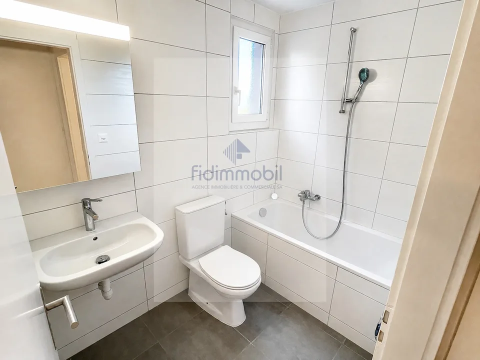 Lovely studio with fitted kitchen in Fontainemelon
