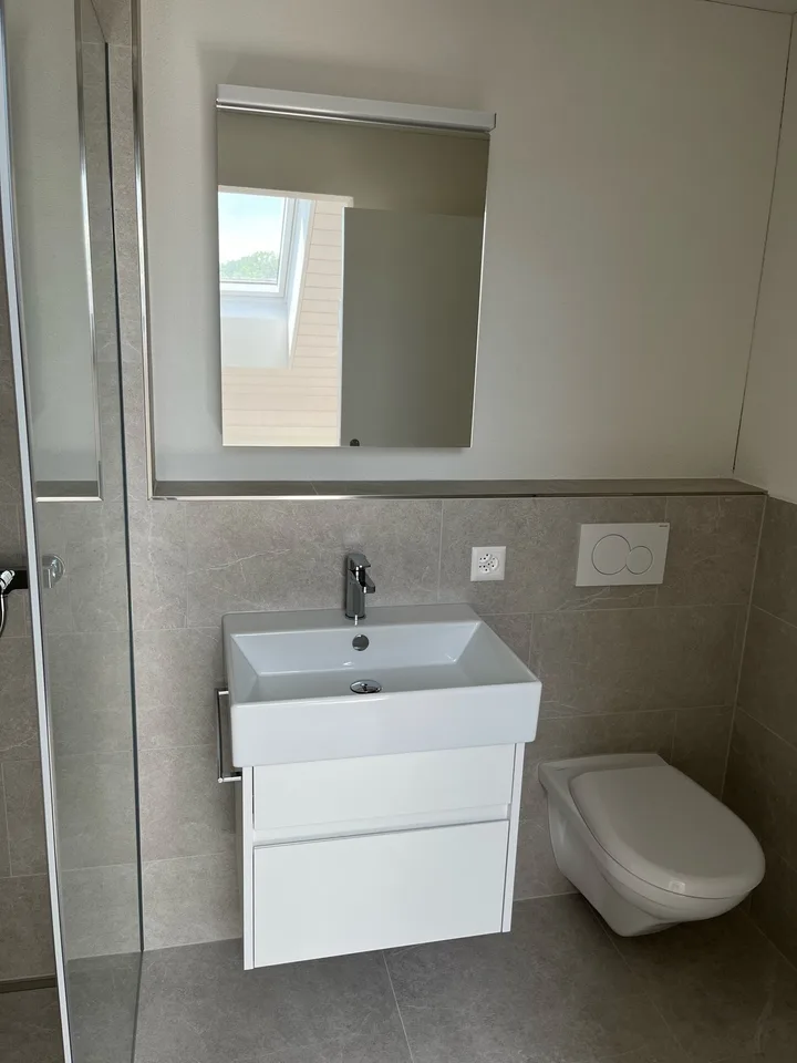 Appartamento duplex moderno di 3,5 locali con galleria