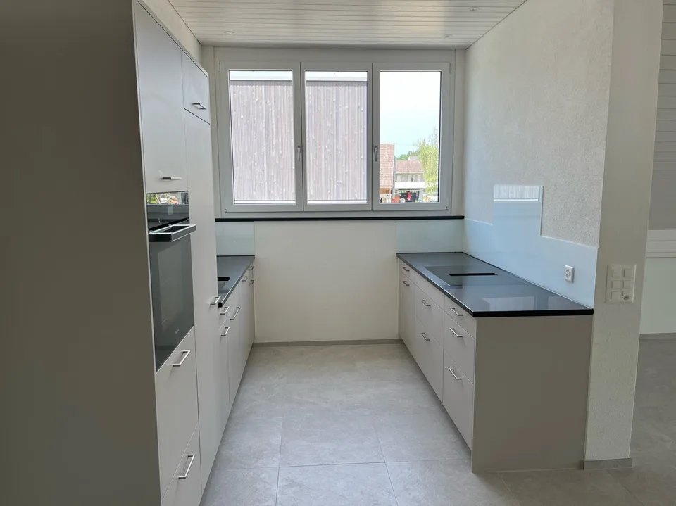 Appartamento duplex moderno di 3,5 locali con galleria