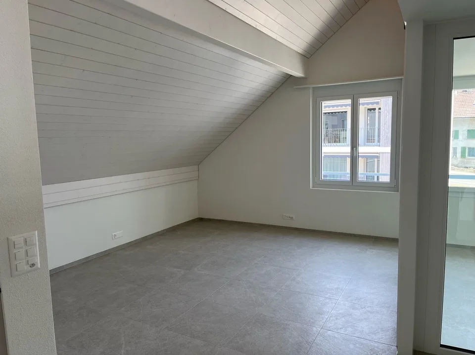 Appartamento duplex moderno di 3,5 locali con galleria