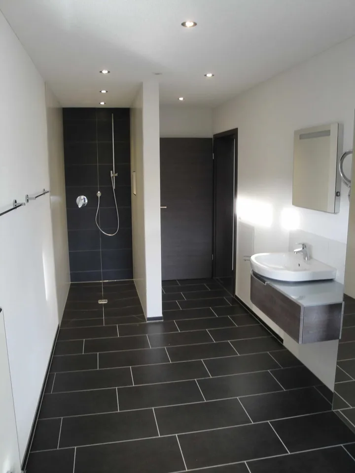 Moderne Villa: Nur 25 Min. nach Baden & 45 Min. nach Zürich/Basel – Foto 10 von 15