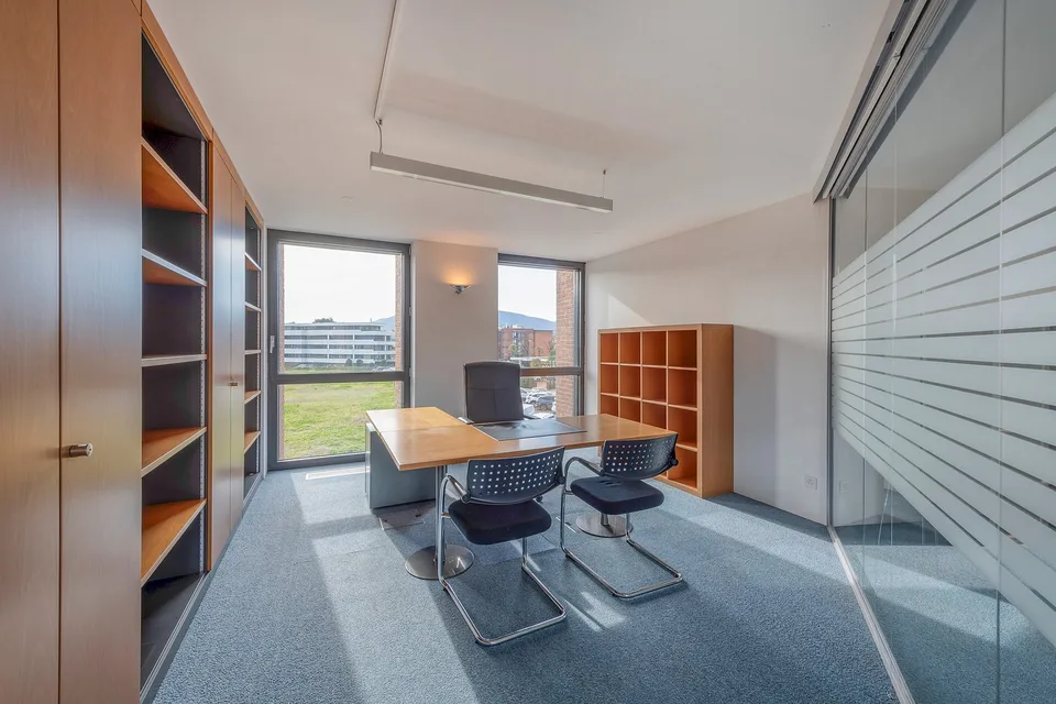 Elegante Büro von 125 m² bis 370 m² im WTC LUGANO, eine wichtige Adresse – Foto 20 von 20