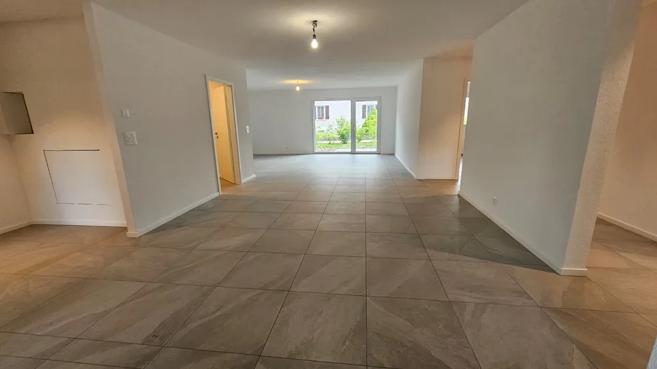 Magnificent 4.5-room apartment on the ground floor