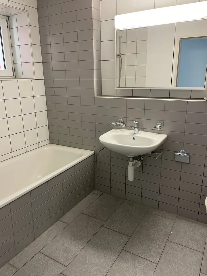 Helle 4.5-Zimmerwohnung mit Aussicht