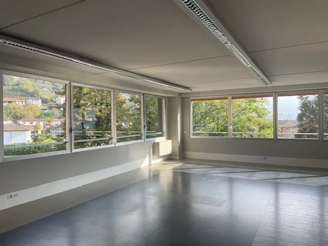 Moderne Büros mit Klimaanlage zu außergewöhnlichen Konditionen in strategischer Lage – Foto 9 von 21