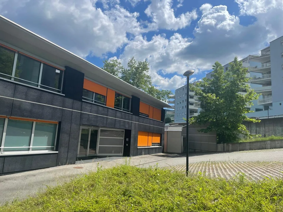 Moderne Büros mit Klimaanlage zu außergewöhnlichen Konditionen in strategischer Lage – Foto 18 von 21