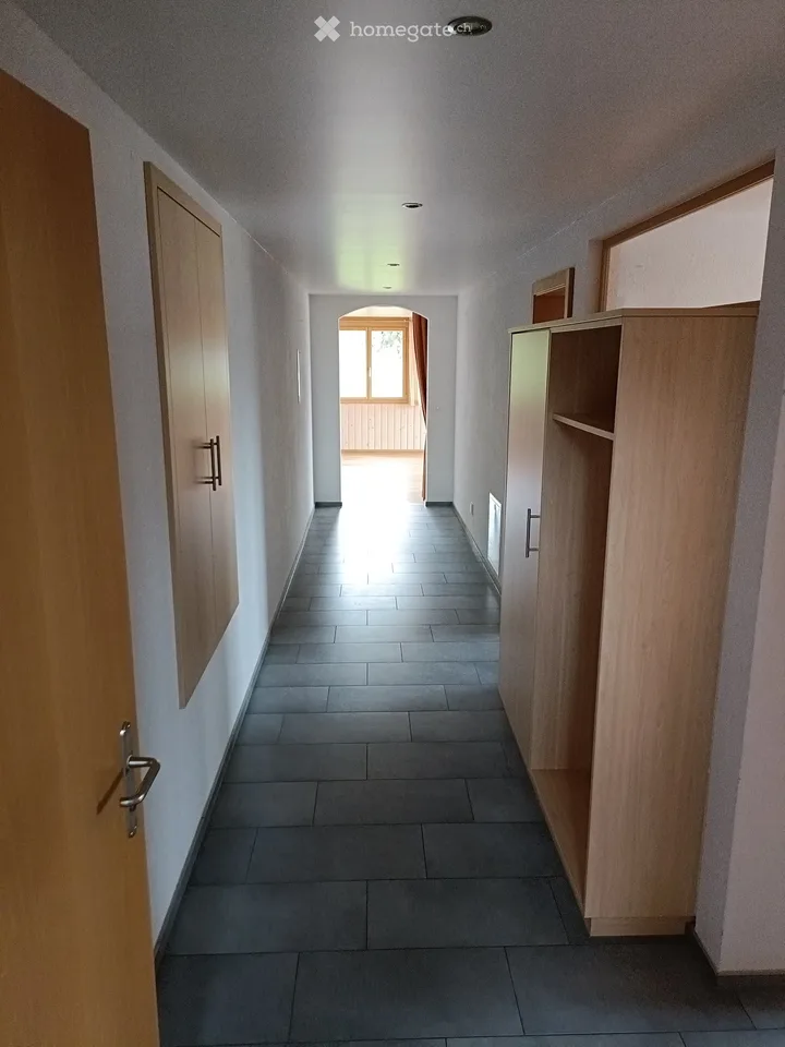 Bright 3.5-room apartment with balcony and beautiful view in Entlebuch