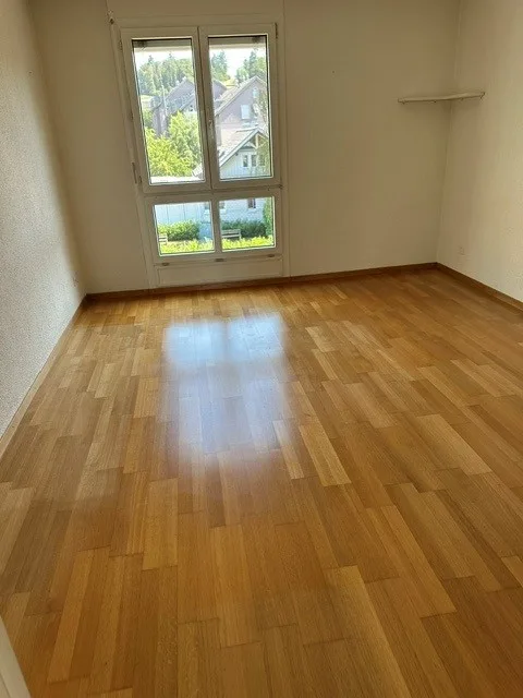 Beautiful 4.5-room apartment with 2 balconies, basement and parking space – photo 12 of 23