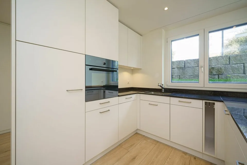 2.5-Zimmerwohnung mit Gartenanteil & AEH-Platz – Foto 8 von 14