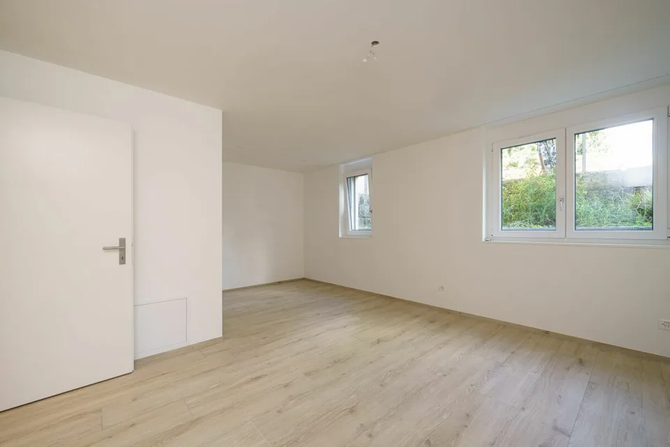 2.5-Zimmerwohnung mit Gartenanteil & AEH-Platz – Foto 12 von 14