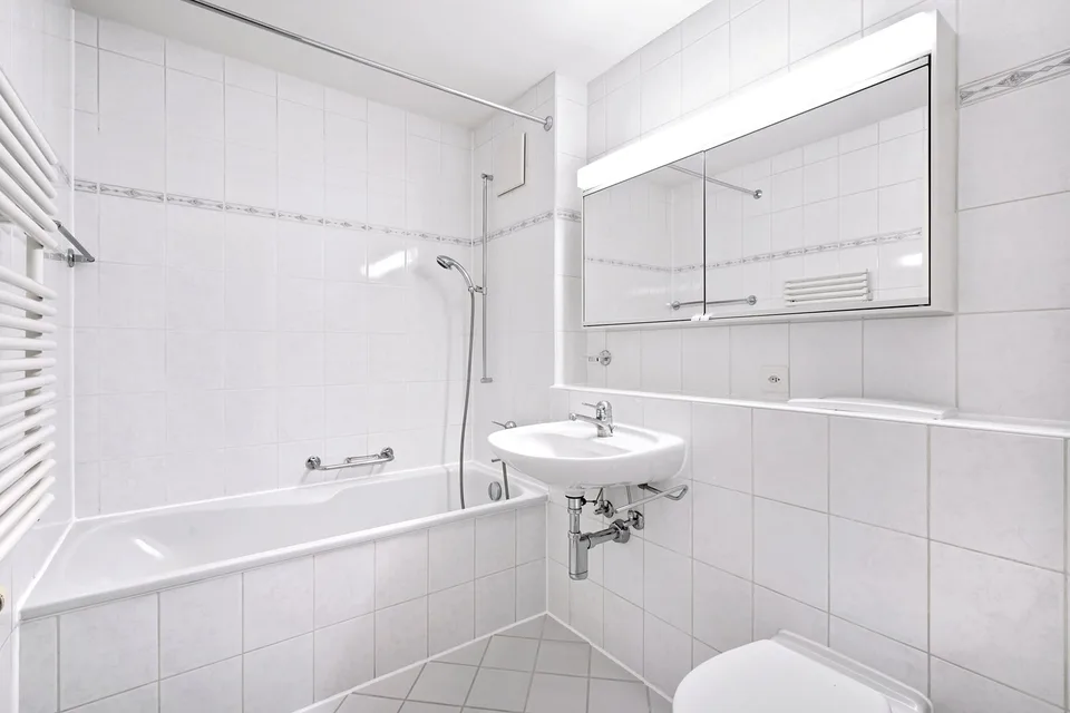 Appartement lumineux dans un bel ensemble verdoyant
