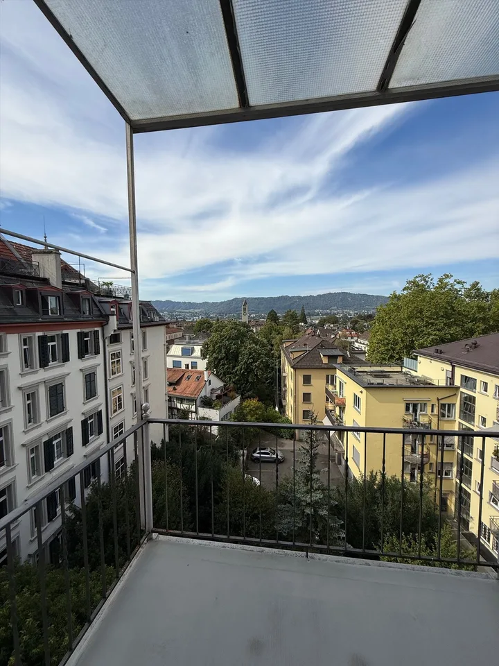 Charmante 4-Zimmerwohnung an begehrter Lage in Zürich-Hottingen – Foto 8 von 10