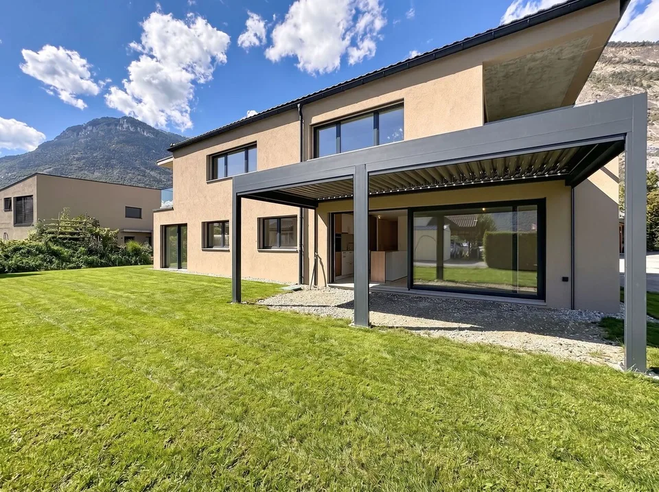 Leytron, Superbe 4.5 pièces neuf avec grand jardin privatif – photo 12 sur 13