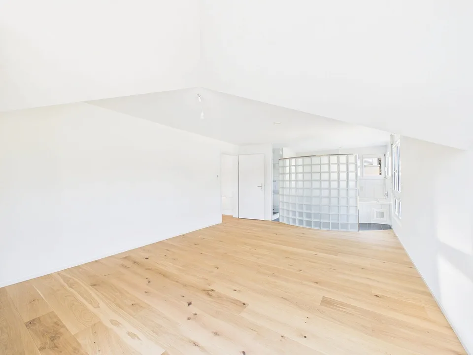 Frisch renoviertes 6.5-Zimmer-Einfamilienhaus in Therwil – Foto 10 von 13