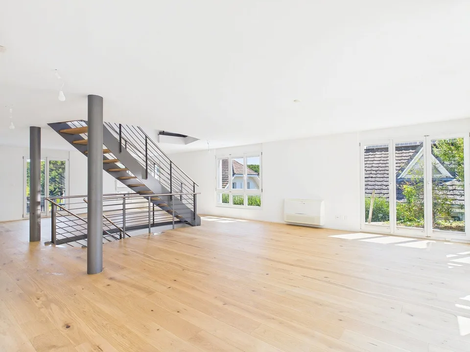 Frisch renoviertes 6.5-Zimmer-Einfamilienhaus in Therwil – Foto 3 von 13